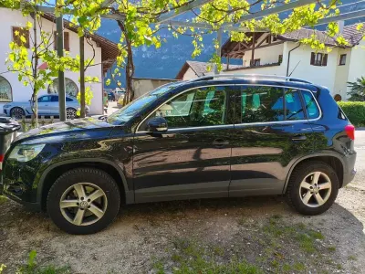 Gebraucht VW Tiguan Sport 140 PS (102 kW) 2008 Schwarz SUV