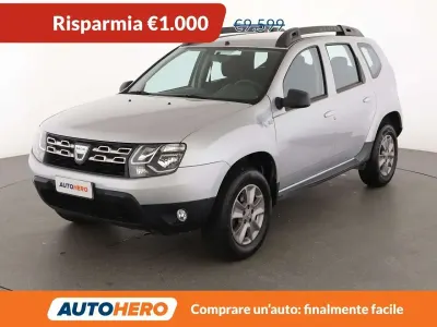 Usata Dacia Duster Lauréate 109 CV (80 kW) 2015 Grigio SUV