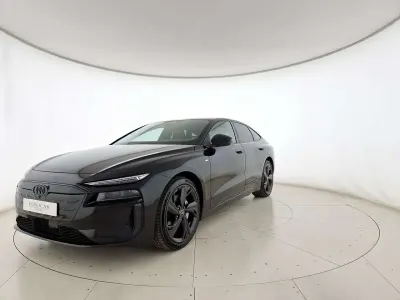 Nuova Audi e-tron Sportback S-Line 138 kW (188 CV) 2026 Nero mito metallizzato SUV