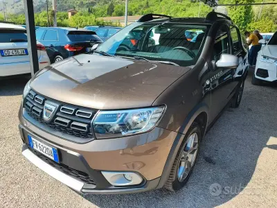 Gebraucht Dacia Sandero Comfort 90 PS (66 kW) 2019 Grau Limousine