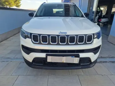 Usata Jeep Compass 131 CV (96 kW) 2022 Bianco SUV