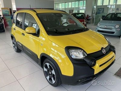 Ny Fiat Panda S 69 HK (50 kW) 2025 Gul Halvkombi