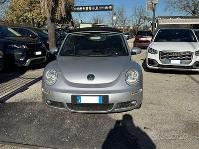 Usata VW New Beetle Cabriolet 105 CV (77 kW) 2008 Grigio Cabrio