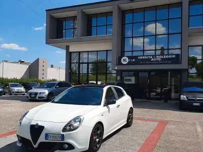 Usata Alfa Romeo Giulietta Progression 120 CV (88 kW) 2014 Bianco Utilitaria
