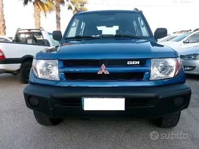 Usata Mitsubishi Pajero 129 CV (94 kW) 2002 Blu SUV