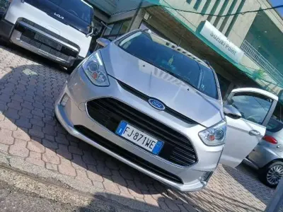 Usata Ford B-MAX Titanium 87 CV (63 kW) 2017 Argento Monovolume