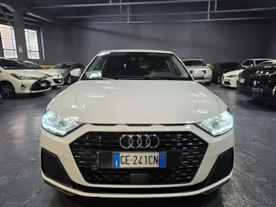 Usata Audi A1 Sportback Ambiente 110 CV (80 kW) 2021 Bianco Utilitaria