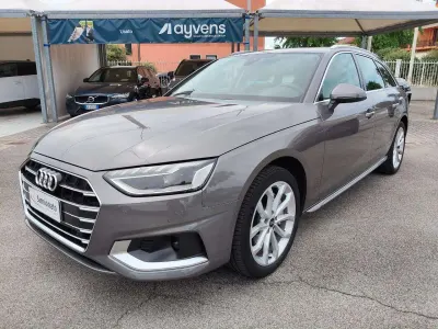 Usata Audi A4 Business 204 CV (150 kW) 2021 Grigio Station wagon