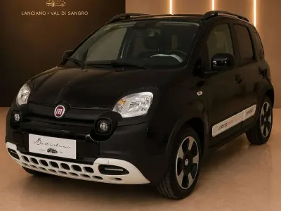 Nuova Fiat Panda Cross Cross 65 CV (47 kW) 2026 Nero Utilitaria