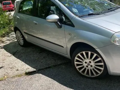 Usata Fiat Grande Punto 95 CV (69 kW) 2007 Utilitaria