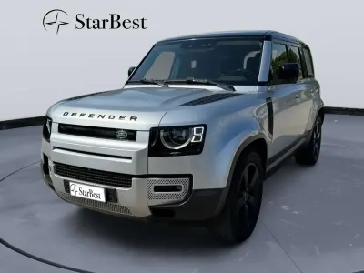 Usata Land Rover Defender First Edition 241 CV (177 kW) 2020 Grigio argento SUV