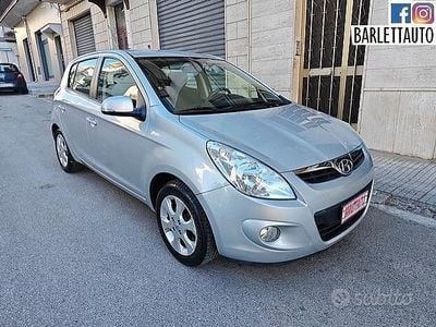 Usata Hyundai i20 77 CV (56 kW) 2012 Grigio Utilitaria