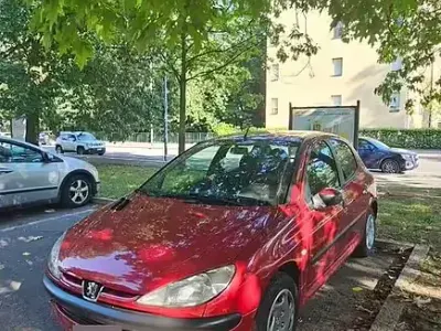 Usata Peugeot 206 75 CV (55 kW) 2000 Rosso Berlina