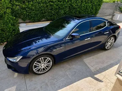 Usata Maserati Ghibli 275 CV (202 kW) 2017 Blu/azzurro Berlina