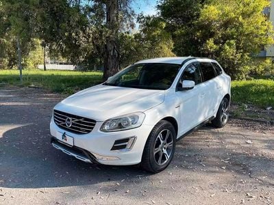 Usata Volvo XC60 R-Design 190 CV (139 kW) 2016 Bianco SUV