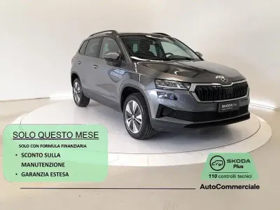 Usata Skoda Karoq Executive 116 CV (85 kW) 2023 Grigio scuro SUV