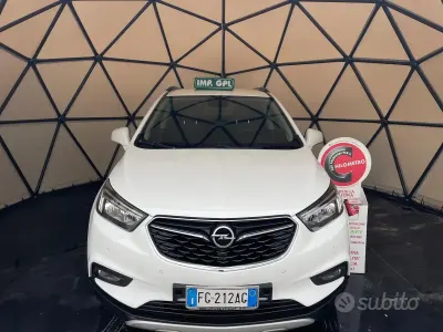 Usata Opel Mokka Cosmo 140 CV (102 kW) 2016 Bianco SUV