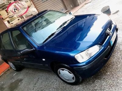 Usata Peugeot 106 50 CV (36 kW) 1999 Blu Utilitaria