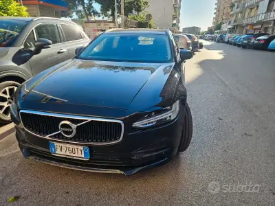 Usata Volvo V90 120 CV (88 kW) 2015 Bluazzurro Station wagon