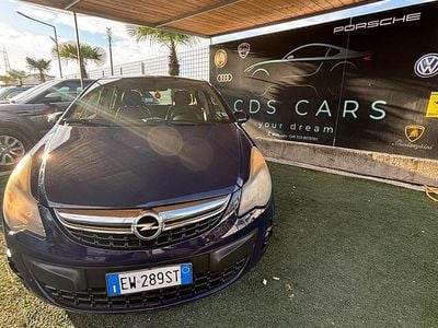 Usata Opel Corsa Edition 85 CV (62 kW) 2014 Blu Berlina