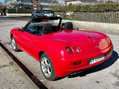 Usata Fiat Barchetta 131 CV (96 kW) 2001 Rosso Cabrio
