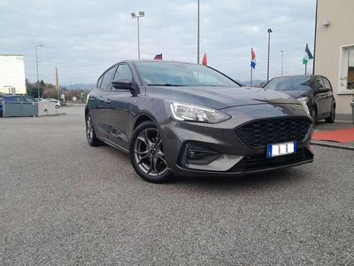 Antracite Usata 2021 Ford Focus ST-Line Berlina | 18.500 € (Cara)