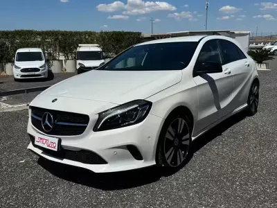 Usata Mercedes A180 Edition 109 CV (80 kW) 2017 Bianco Berlina