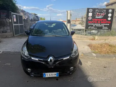Occasion Renault Clio IV 90 PK (66 kW) 2016 Zwart Sedan
