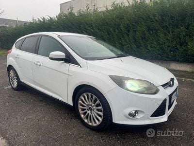 Usata Ford Focus Titanium 115 CV (84 kW) 2011 Bianco Berlina