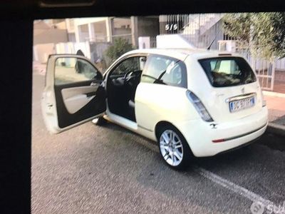 Usata Lancia Ypsilon 2007 Bianco Utilitaria