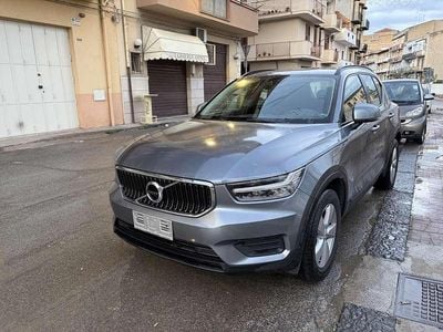 Usata 2019 Volvo XC40 Momentum SUV | 16.900 € (Buon prezzo)