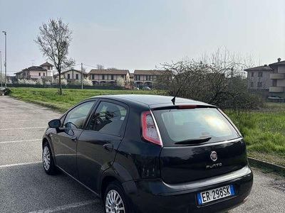 Usata Fiat Punto Lounge 69 CV (50 kW) 2013 Utilitaria