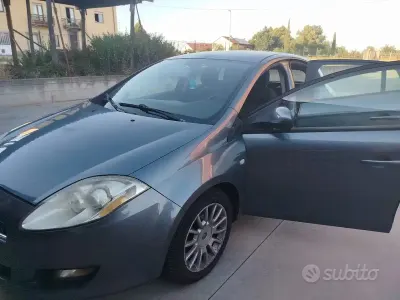 Usata Fiat Bravo 120 CV (88 kW) 2007 Grigio Utilitaria