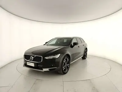 Usata Volvo V90 CC Business Edition 197 CV (144 kW) 2021 Nero Station wagon