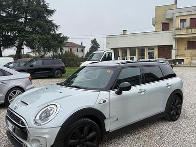 Begagnad Mini Cooper Clubman 190 HK (139 kW) 2019 Grå Kombi
