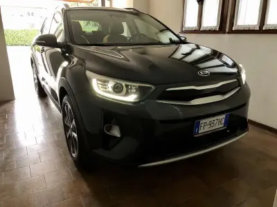 Usata Kia Stonic 120 CV (88 kW) 2018 SUV