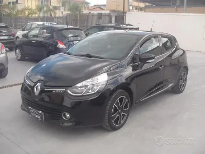 Occasion Renault Clio IV 90 PK (66 kW) 2016 Zwart Sedan