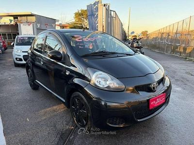 Usata Toyota Aygo 68 CV (50 kW) 2009 Nero Utilitaria