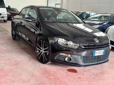 Usata VW Scirocco 140 CV (102 kW) 2009 Nero Coupé