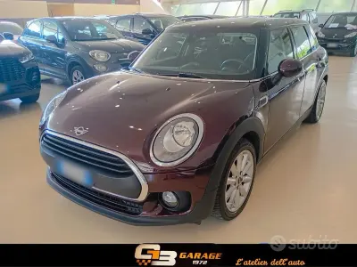 Usata Mini One Clubman 102 CV (75 kW) 2019 Rosso Station wagon