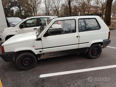Usata Fiat Panda Young 54 CV (39 kW) 2003 Bianco Utilitaria