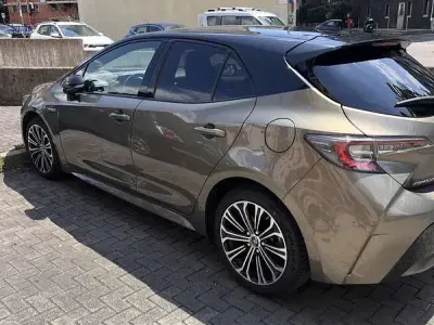 Usata Toyota Corolla Style 98 CV (72 kW) 2020 Berlina