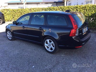 Usata Volvo V50 109 CV (80 kW) 2012 Nero Station wagon