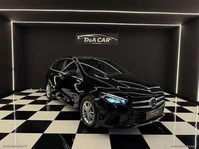 Usata Mercedes B180 Business 116 CV (85 kW) 2019 Nero Monovolume