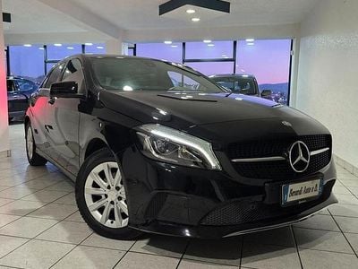 Usata Mercedes A180 109 CV (80 kW) 2016 Nero Berlina