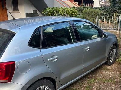 Usata VW Polo Comfortline 69 CV (50 kW) 2011 Argento Berlina