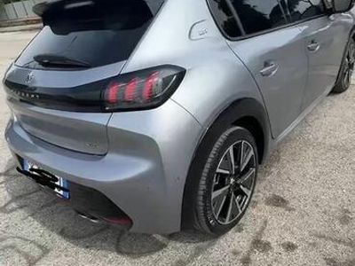 Usata Peugeot 208 GT 131 CV (96 kW) 2022 Utilitaria