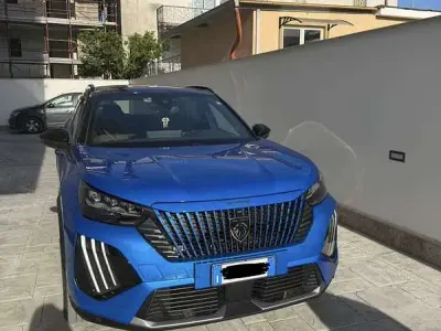 Usata Peugeot 2008 GTi 131 CV (96 kW) 2024 Blu SUV