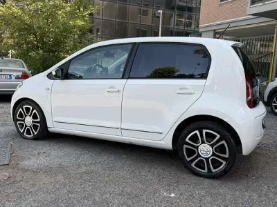 Usata VW up! Highline 75 CV (55 kW) 2013 Utilitaria