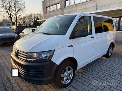 Usata VW Caravelle 150 CV (110 kW) 2016 Bianco Monovolume